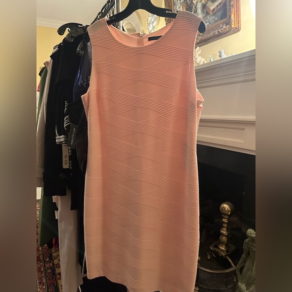 Dress - Picture 1 of 4